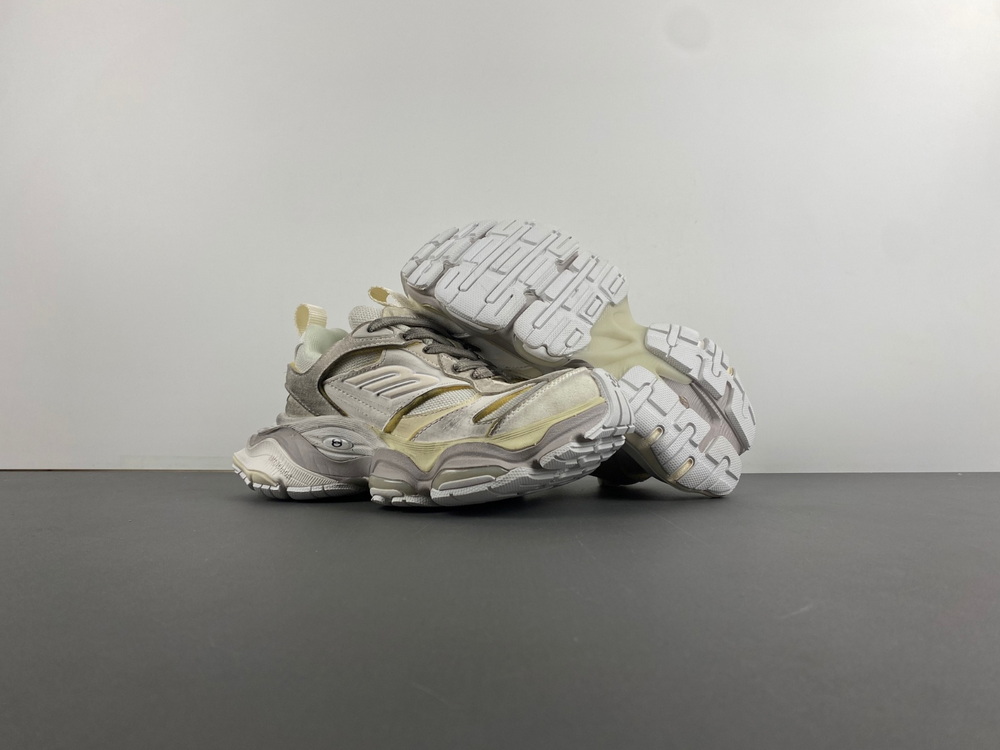 Balenciaga 785754 W2MV1 1160