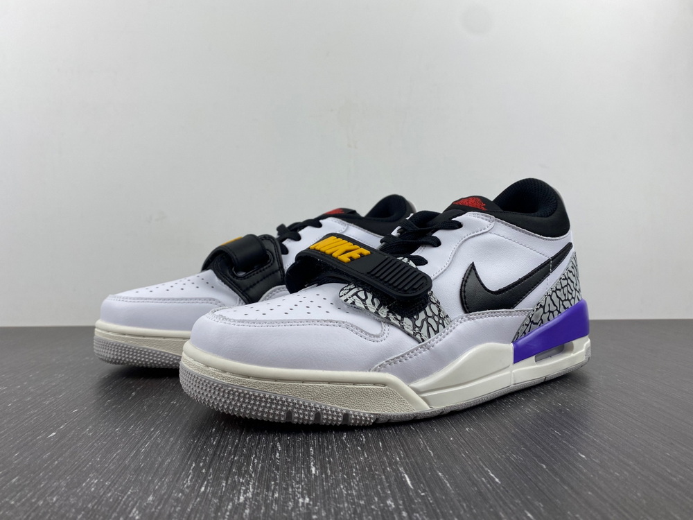 Jordan Legacy 312 Low Lakers