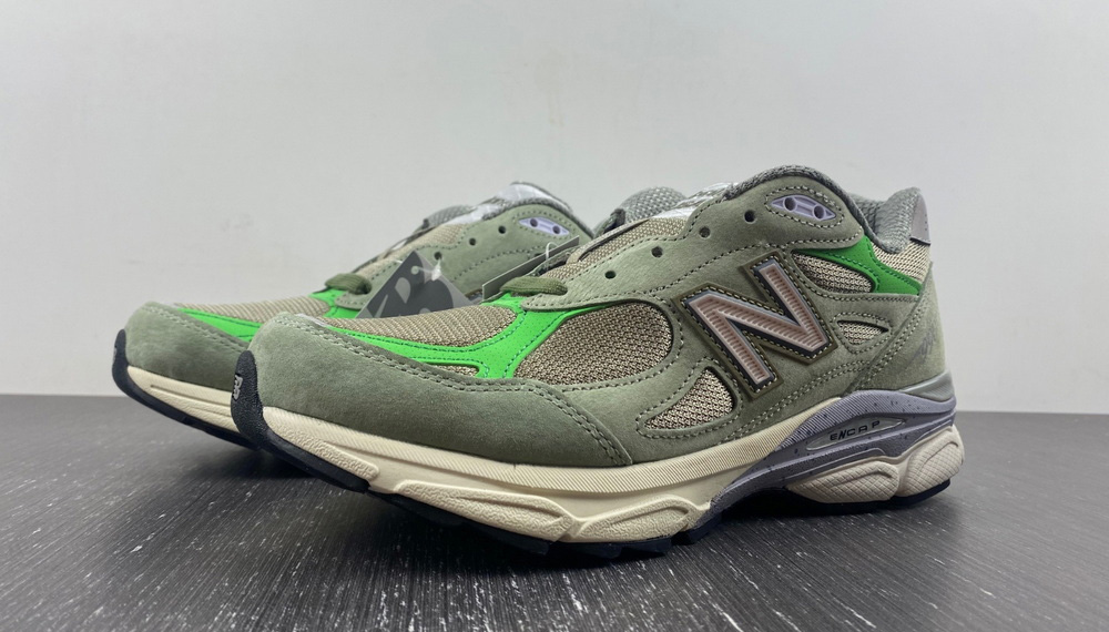 New Balance 990v3 Patta Keep Your Family Close