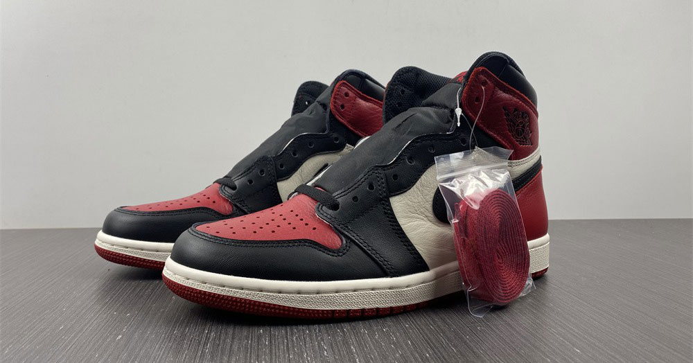Jordan 1 Retro High Bred Toe
