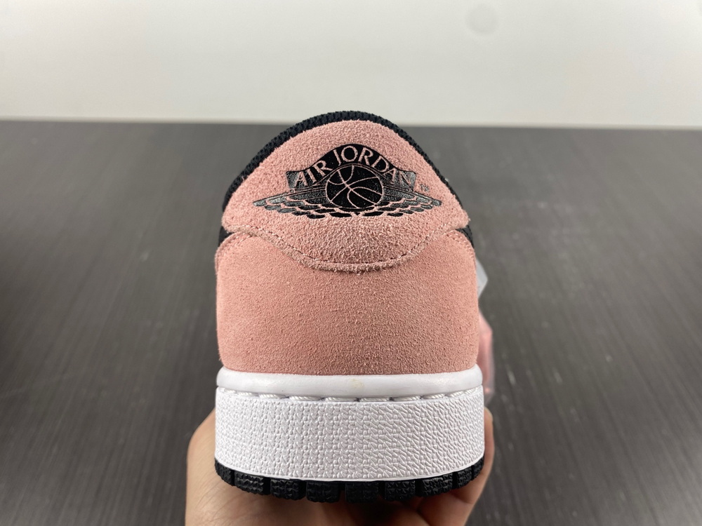 Jordan 1 Low OG Bleached Coral