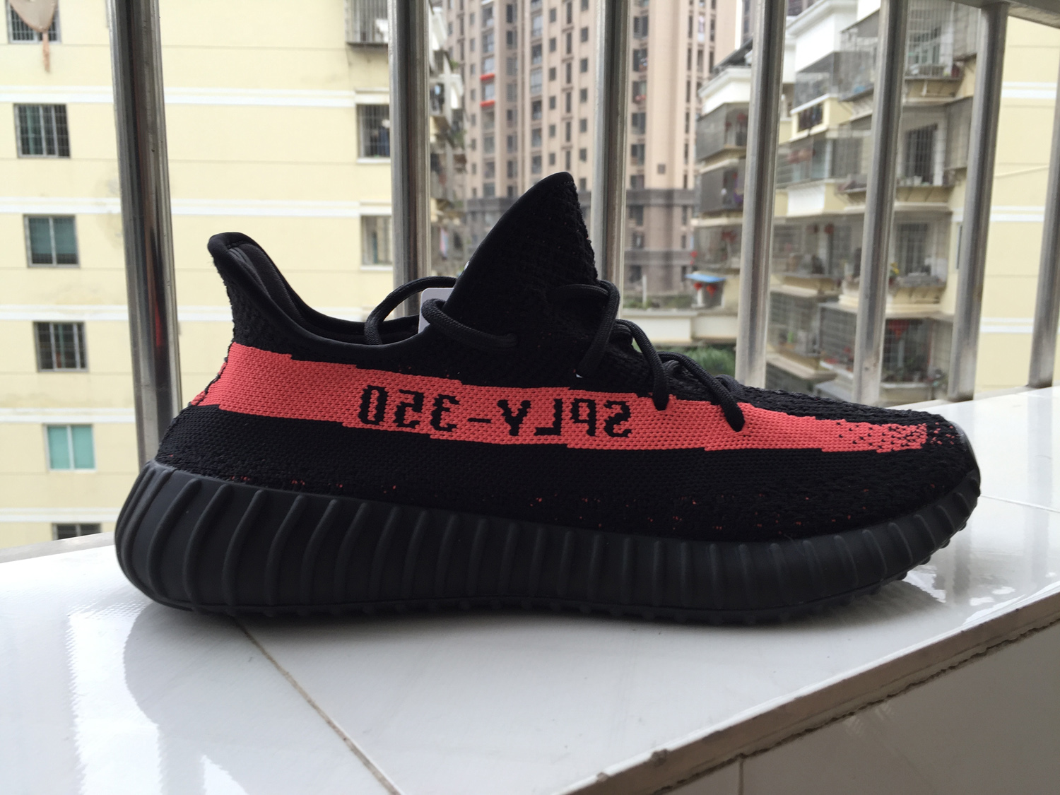 Adidas Yeezy 350 V2 Boost SPLY Core Black Red