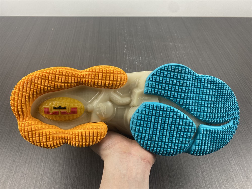 Nike Lebron 19 Minneapolis Lakers
