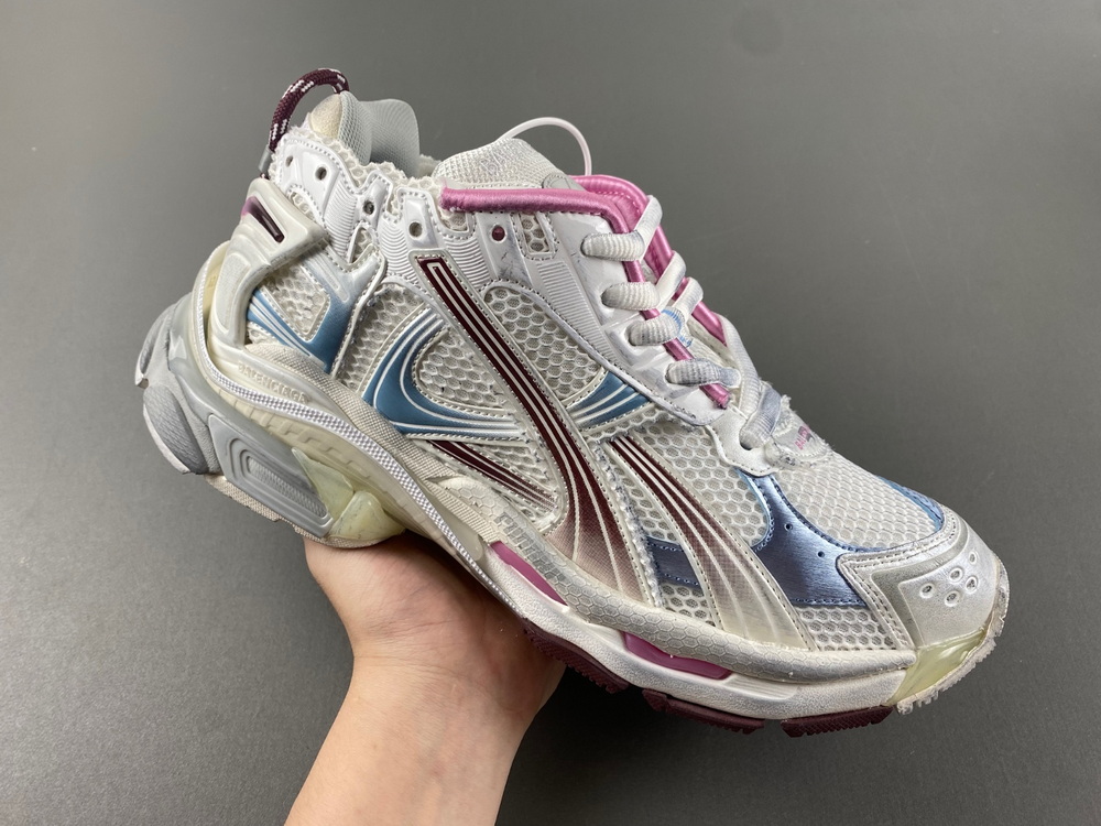 Balenciaga Runner Sneaker 772774-WRUNG 3120