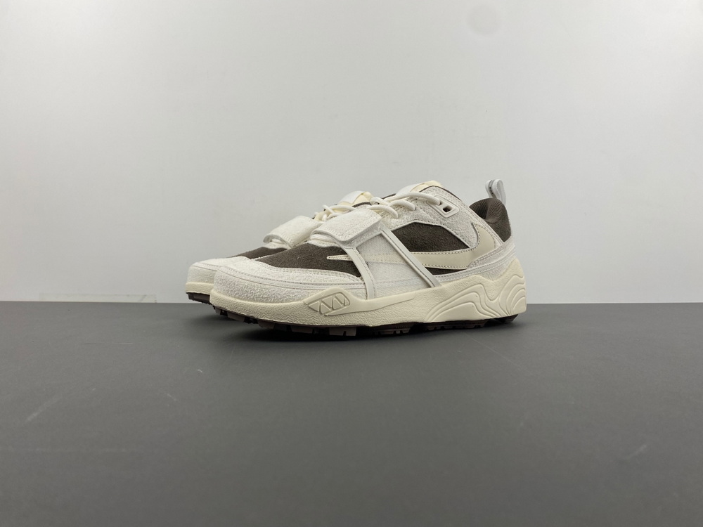 Nike Zoom Field Jaxx SP Travis Scott Sail Brown
