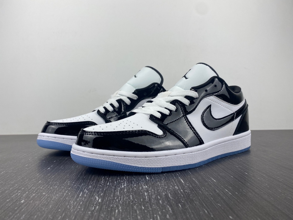 Jordan 1 Low SE Concord