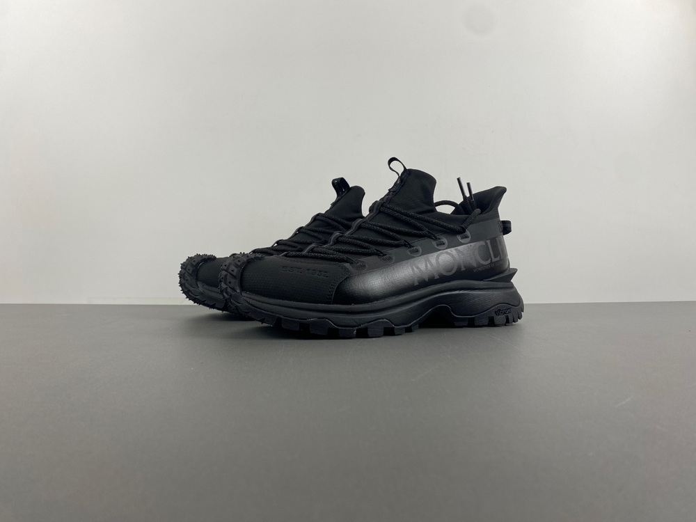 Moncler Trailgrip Lite 2 Low Black Gray