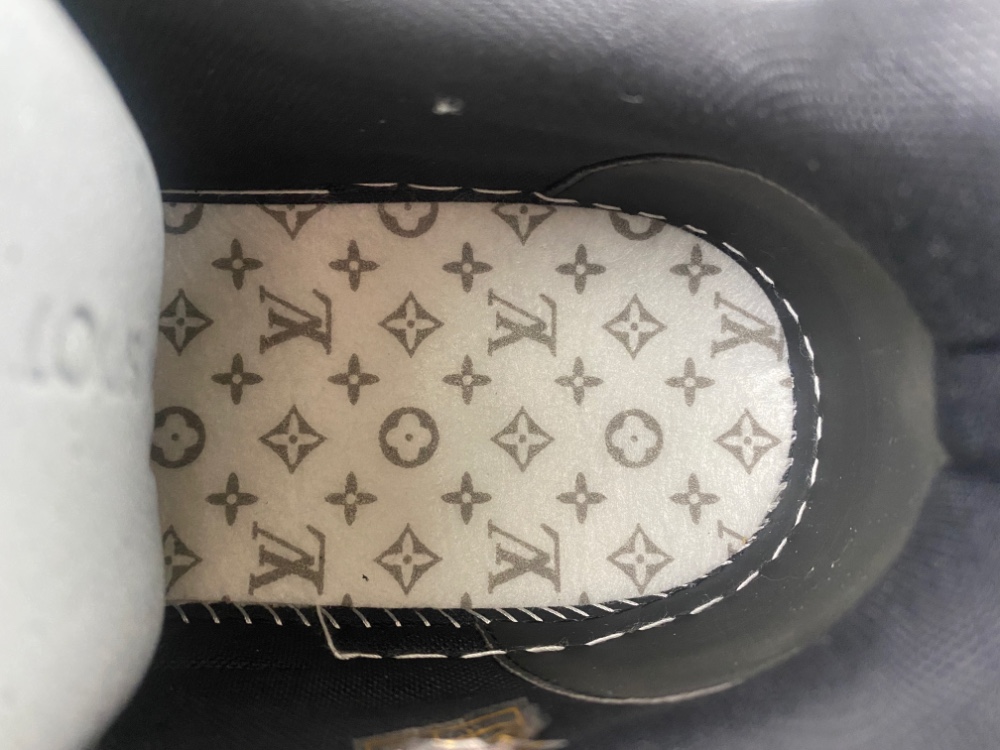 Top Batch X2 Louis Vuitton LV trainer