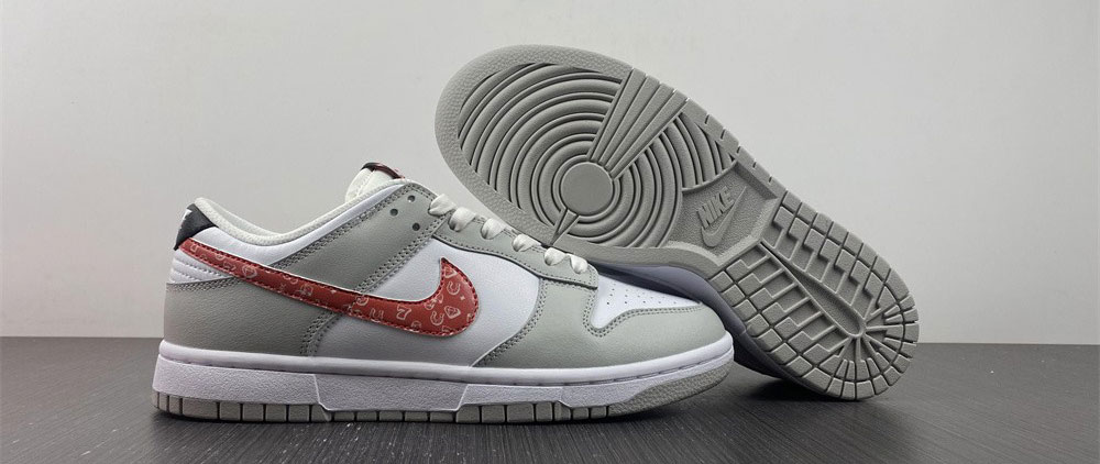Nike Dunk Low SE Lottery