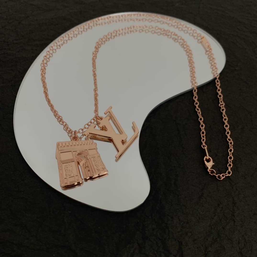 Louis Vuitton Imitation Designer Necklace Wholesale