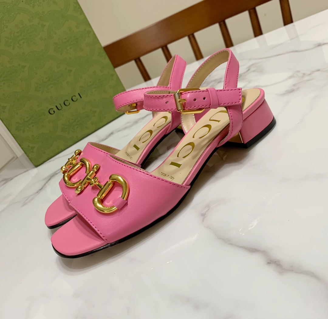 Gucci shoe464