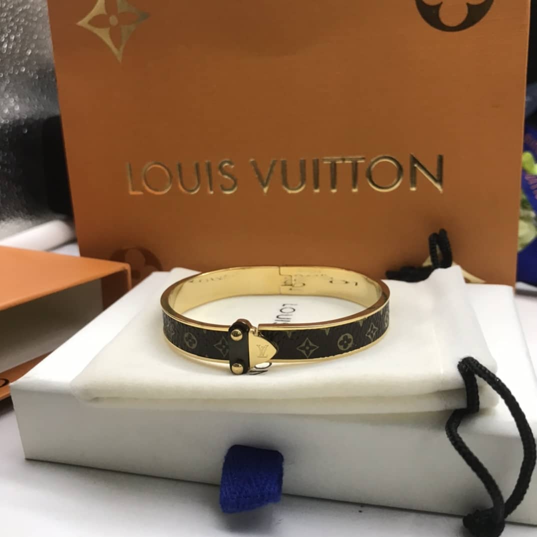 Replica Louis Vuitton Bracelet