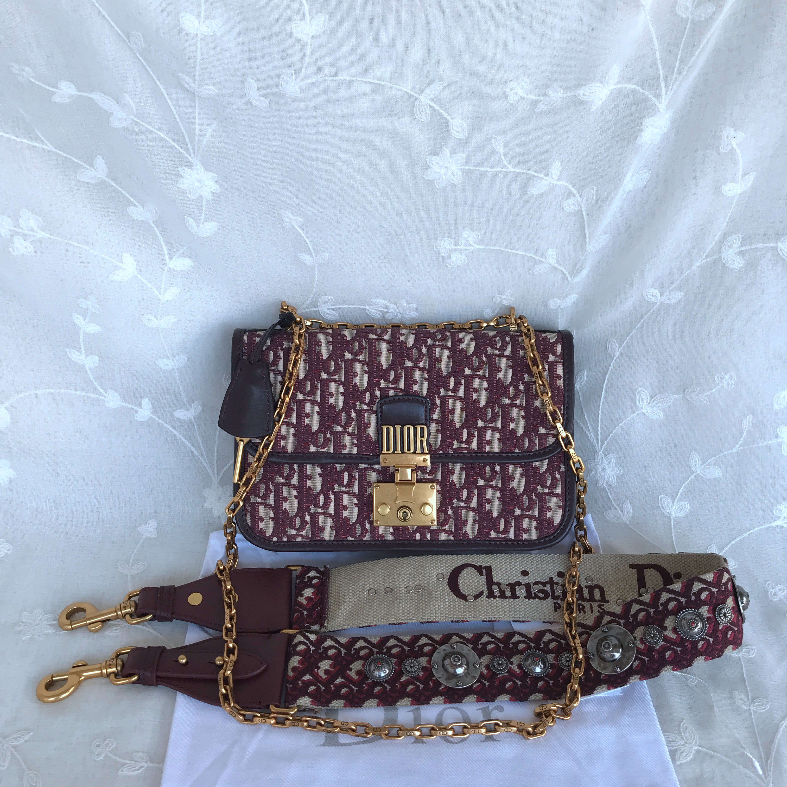 Dior Should bag M5818