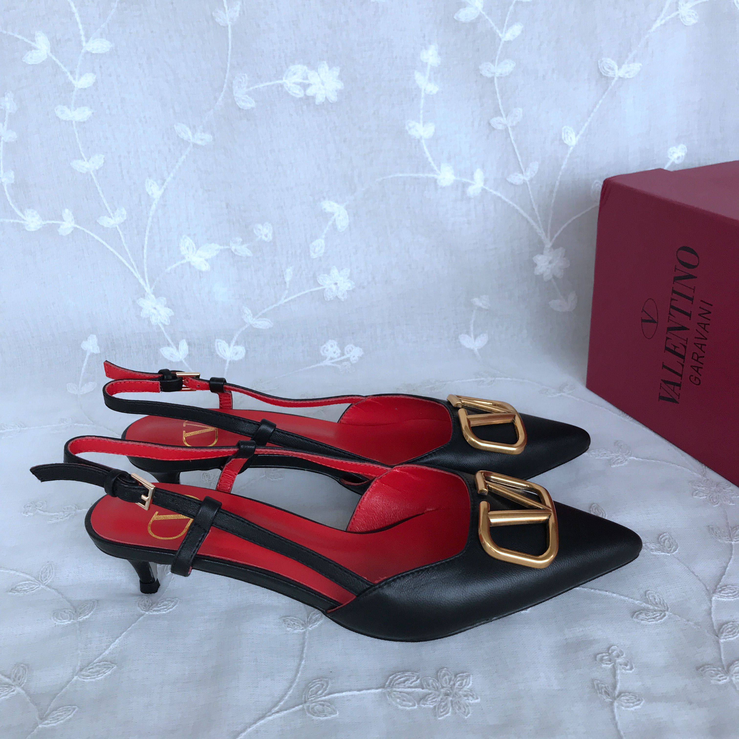 Valentino sandals 861967