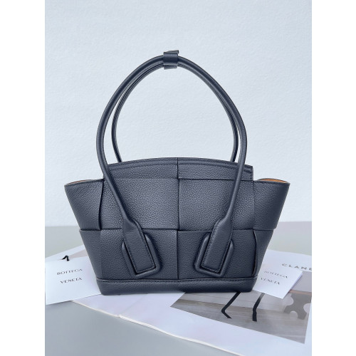 BOTTEGA VENETA MINI ARCOV