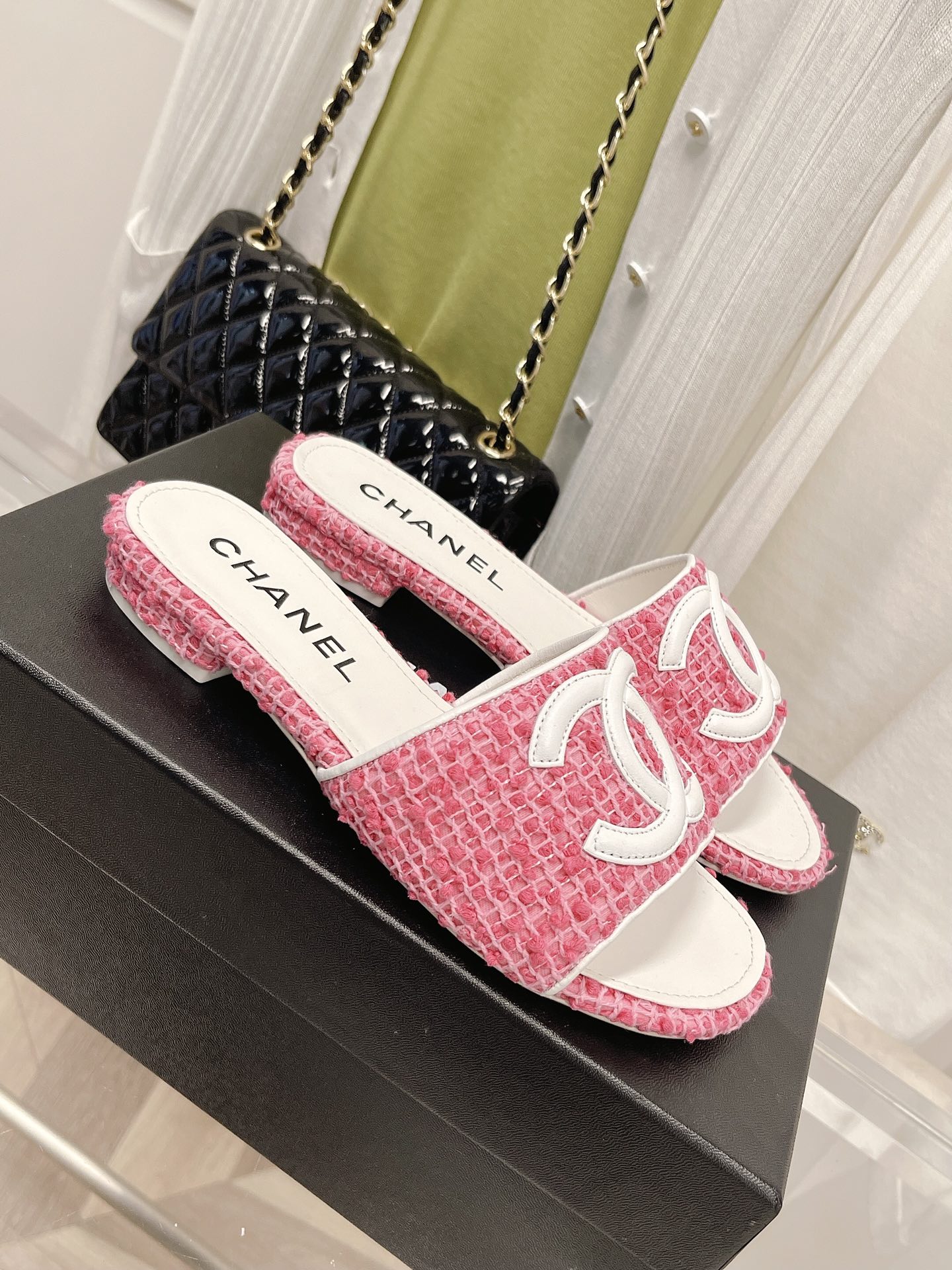 Chanel Shoes32