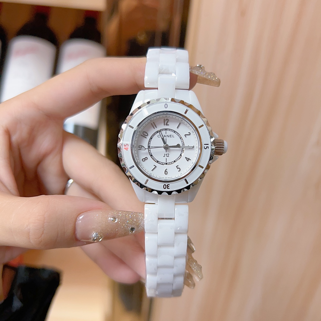 Chanel J12 series H4656 watch