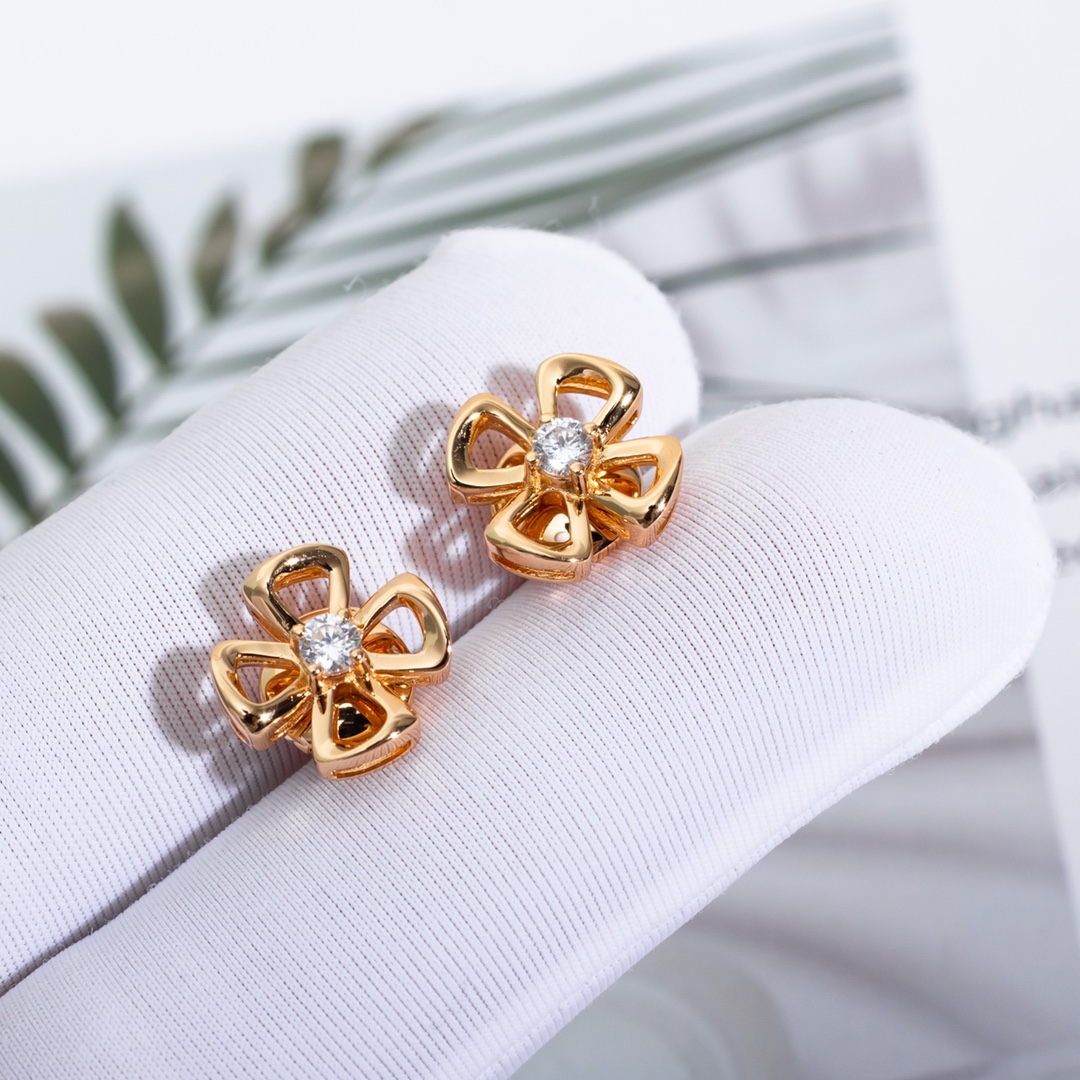 [B*vlg@ri Bulgari] Fiorever ear stud