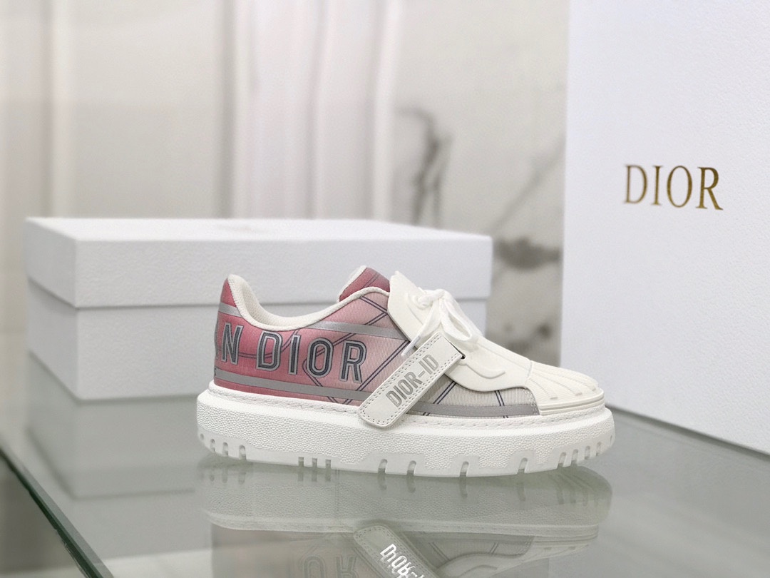 Dior shoes297