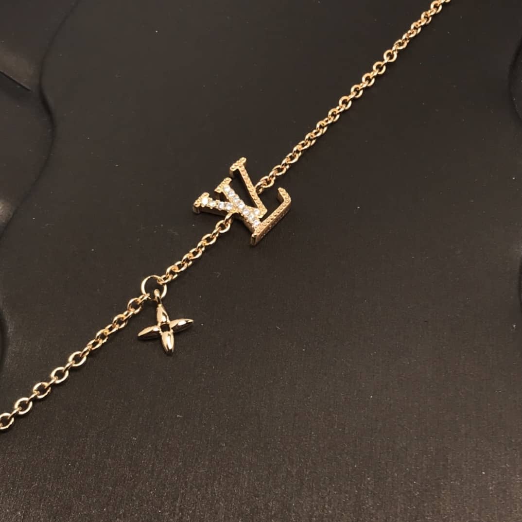 7 Star Louis Vuitton Bracelet