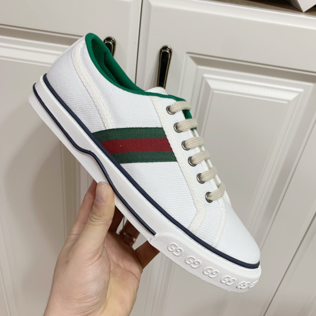 Gucci shoe96