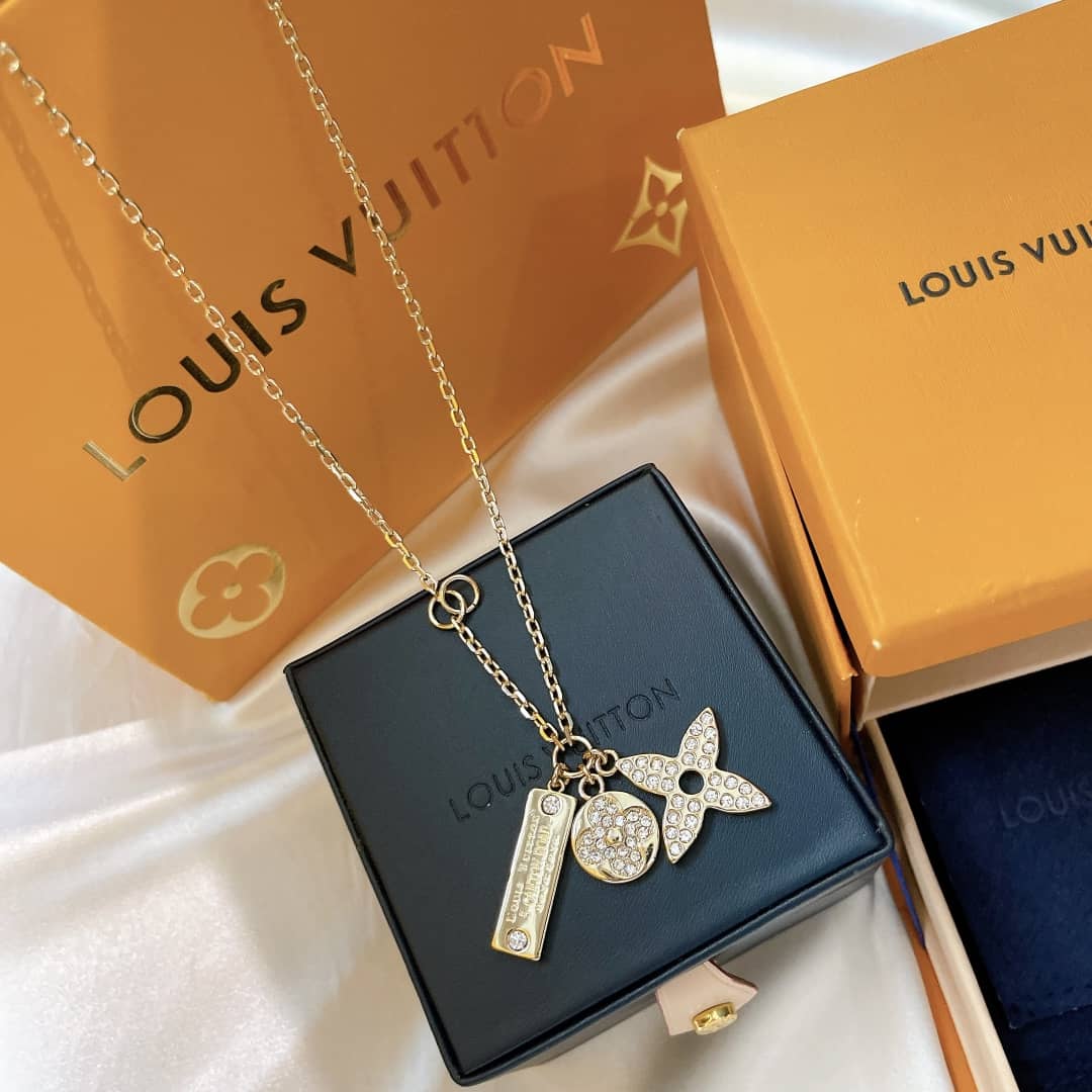 High Quality Louis Vuitton Replica Necklace