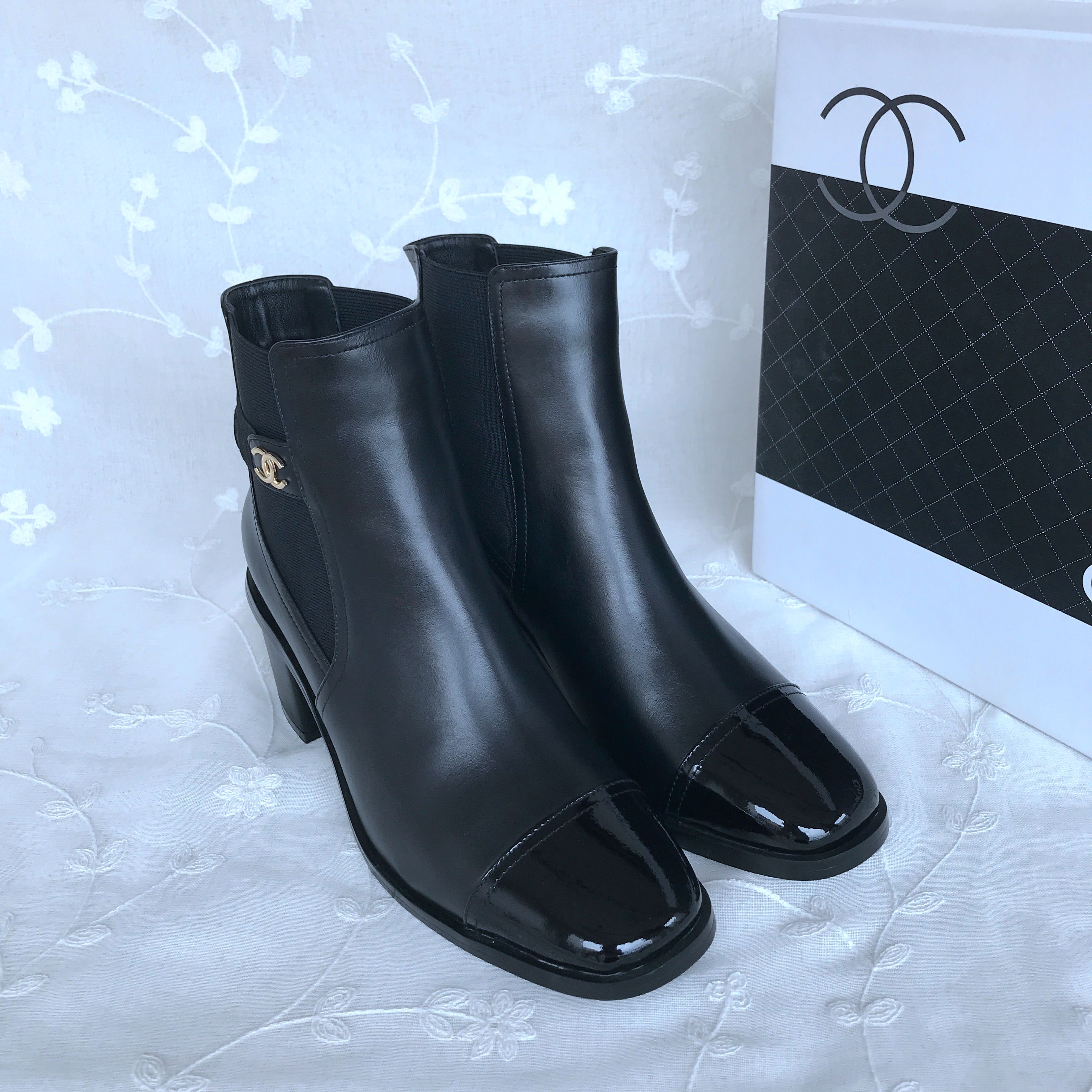Chanel Boots 832982