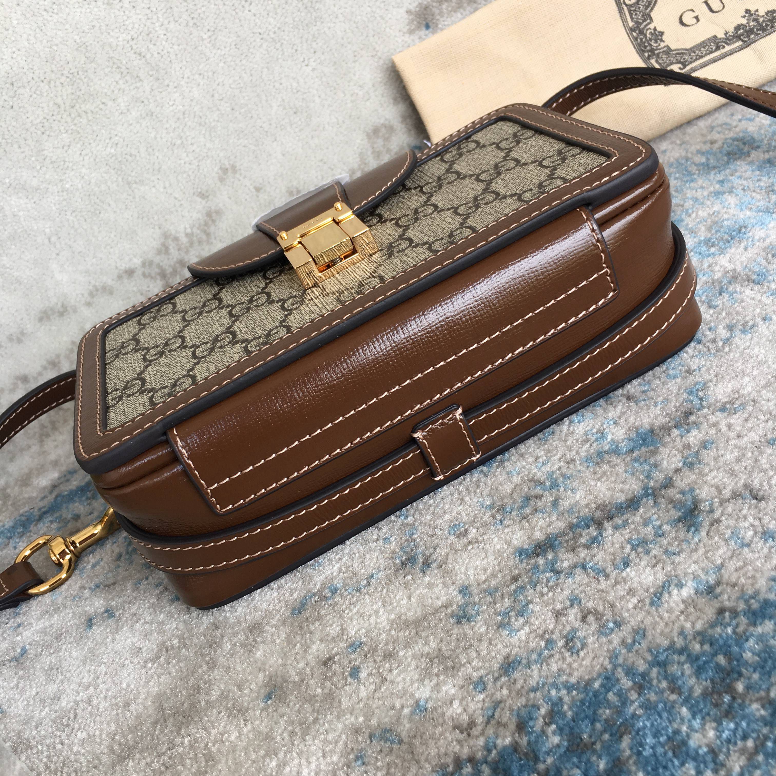 GUCCI mini bag with clasp closure 614368