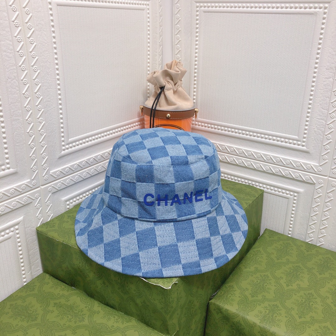 Fashion Rhombus Element Bucket Hat