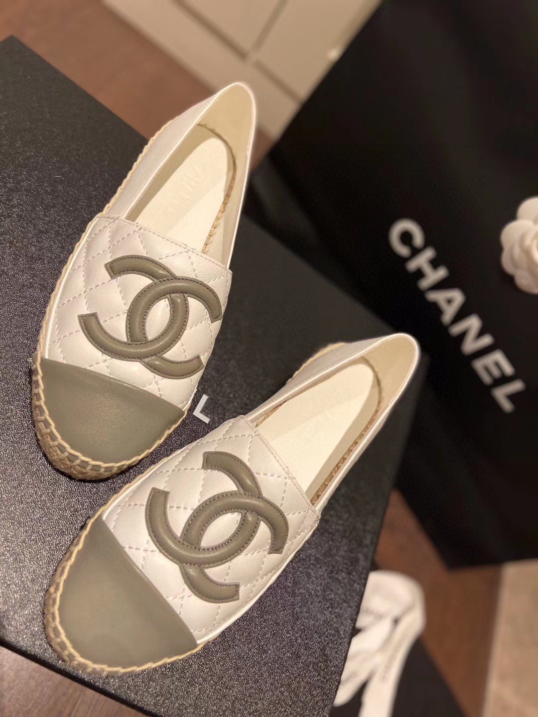 Chanel Shoes435
