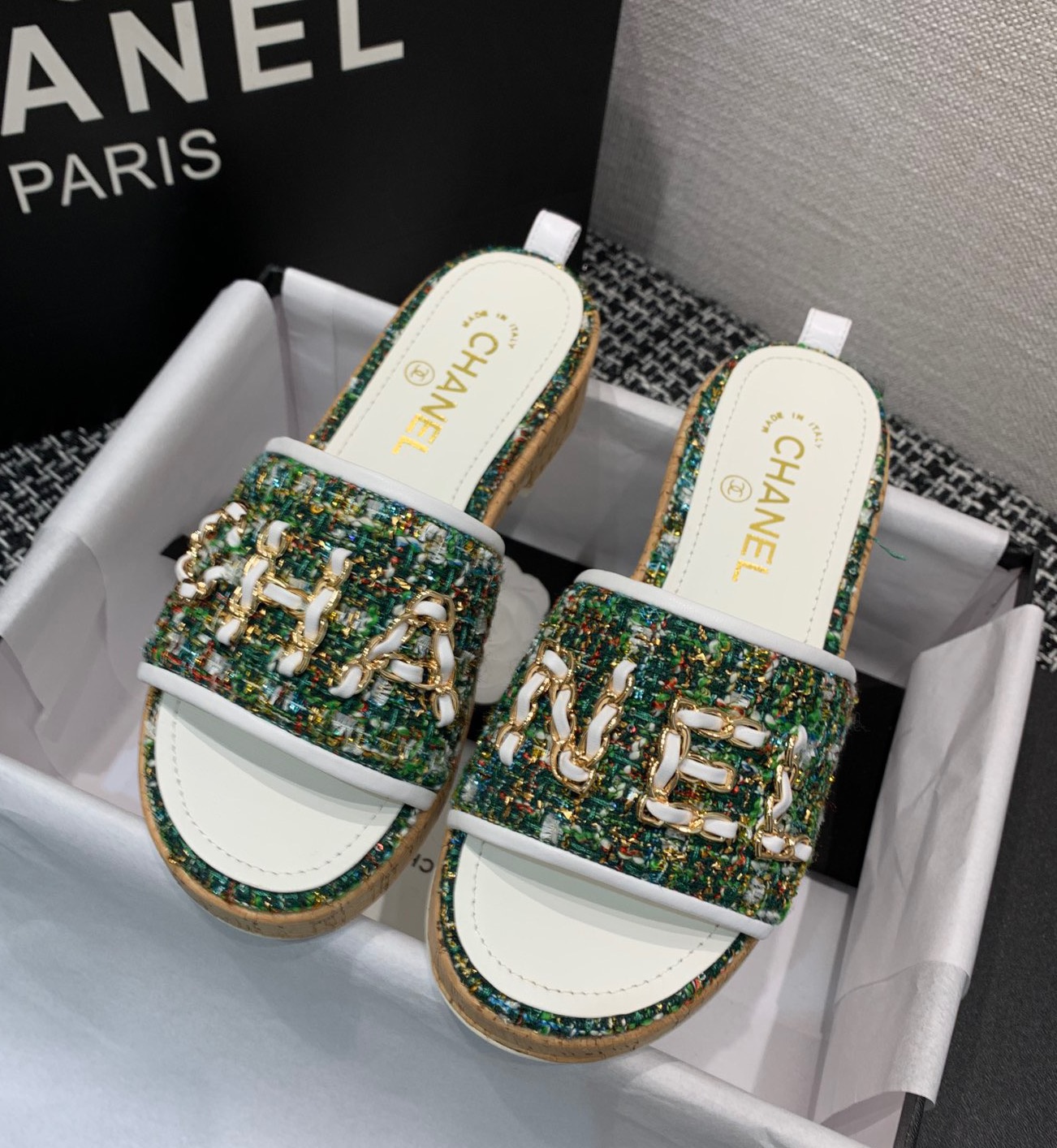 Chanel Shoes323