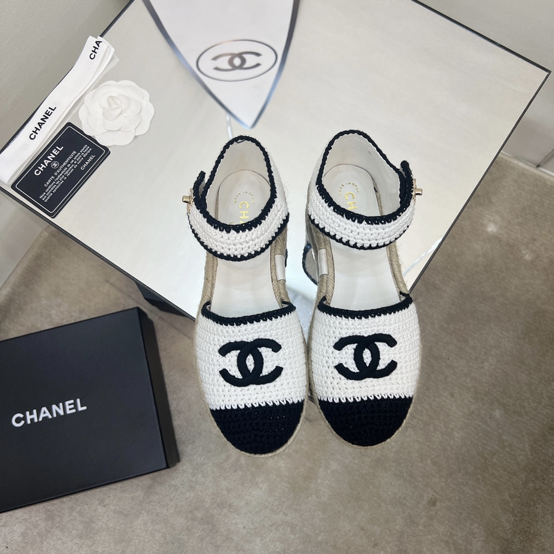 Chanel Shoes59