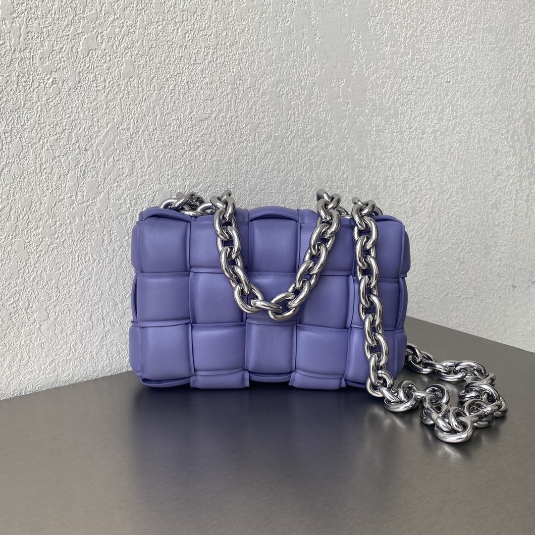 BOTTEGA VENETA THE CHAIN CASSETTE