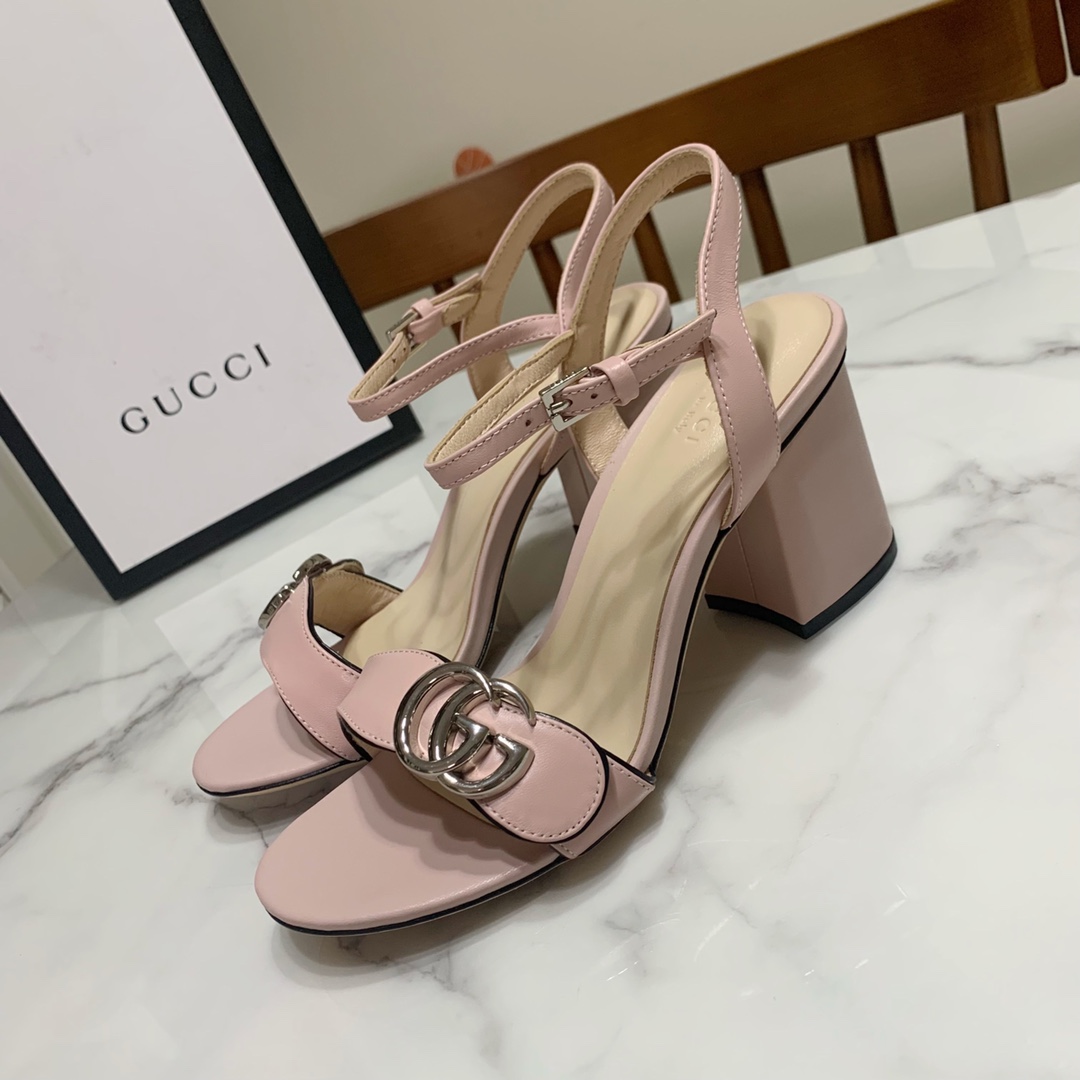 Gucci shoe432