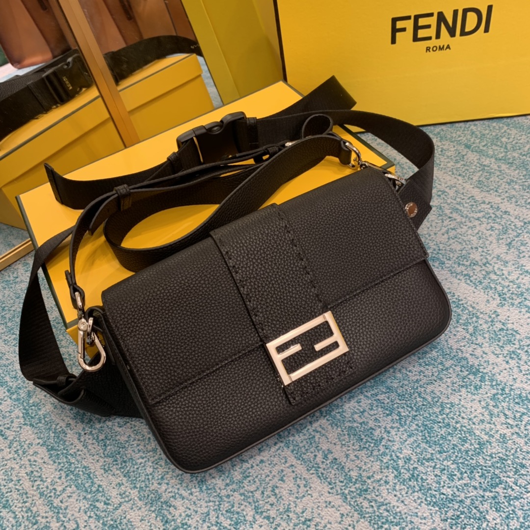 Fendi Baguette