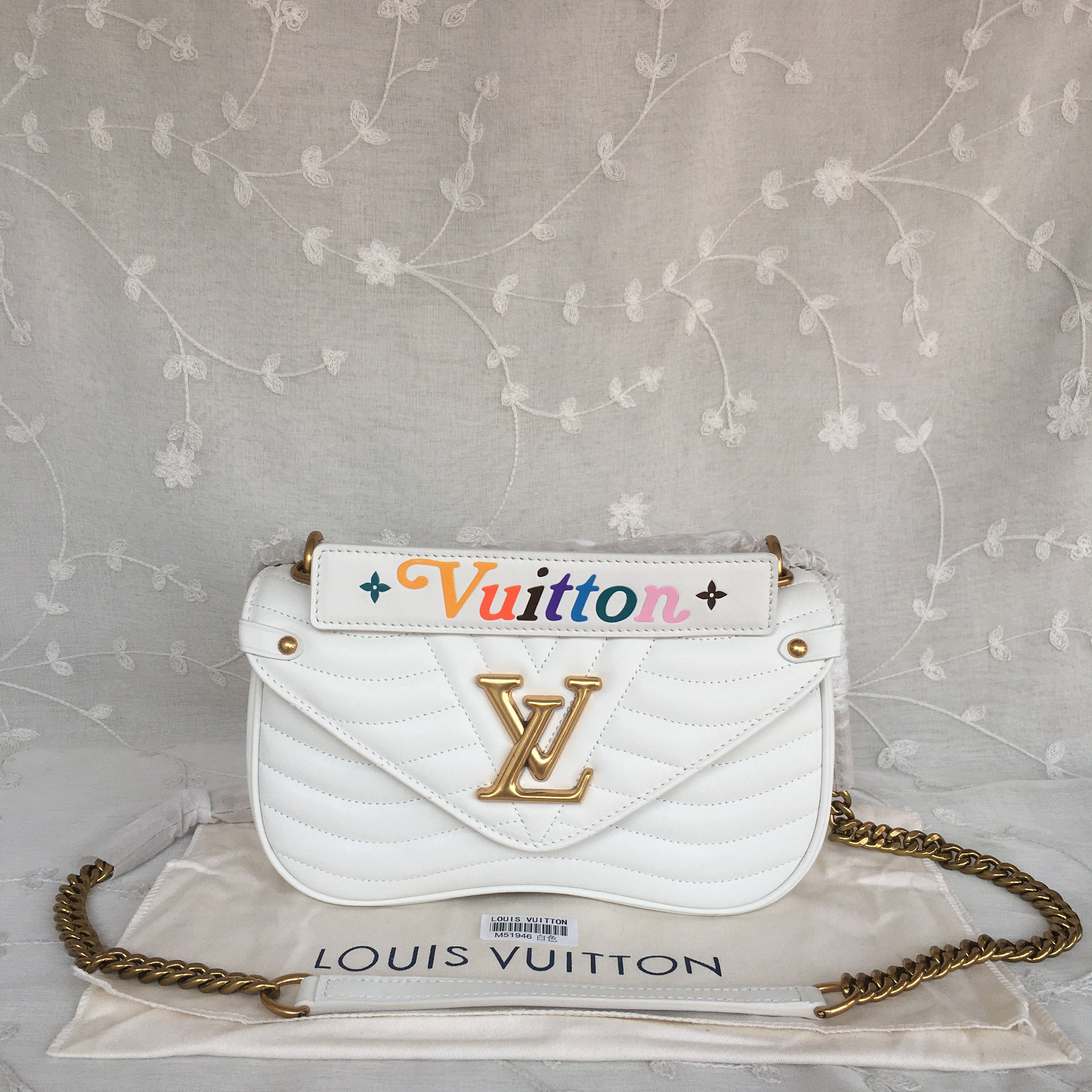 LV NEW WAVE CHAIN BAG M51946