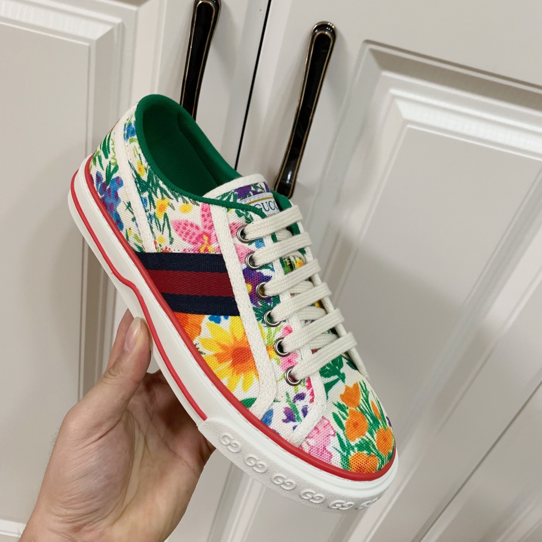 Gucci shoe99