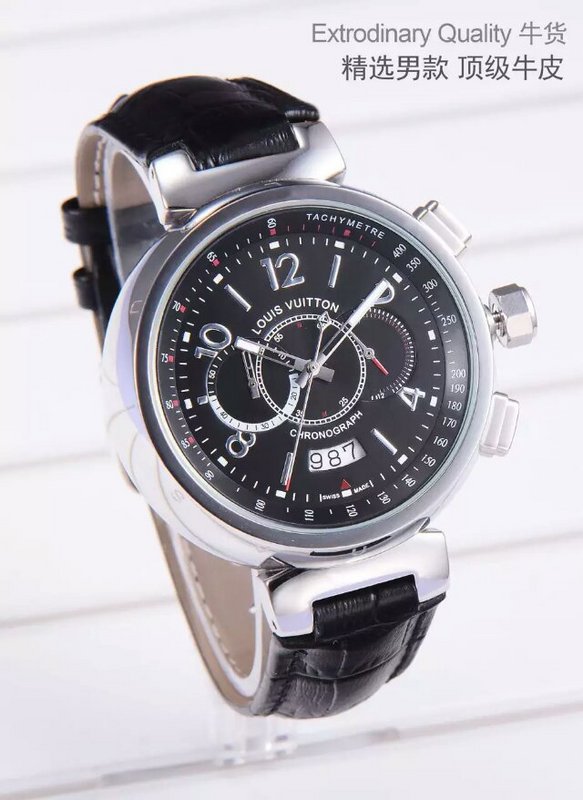 Louis Vuitton VOYAGER series Q102L0 watch