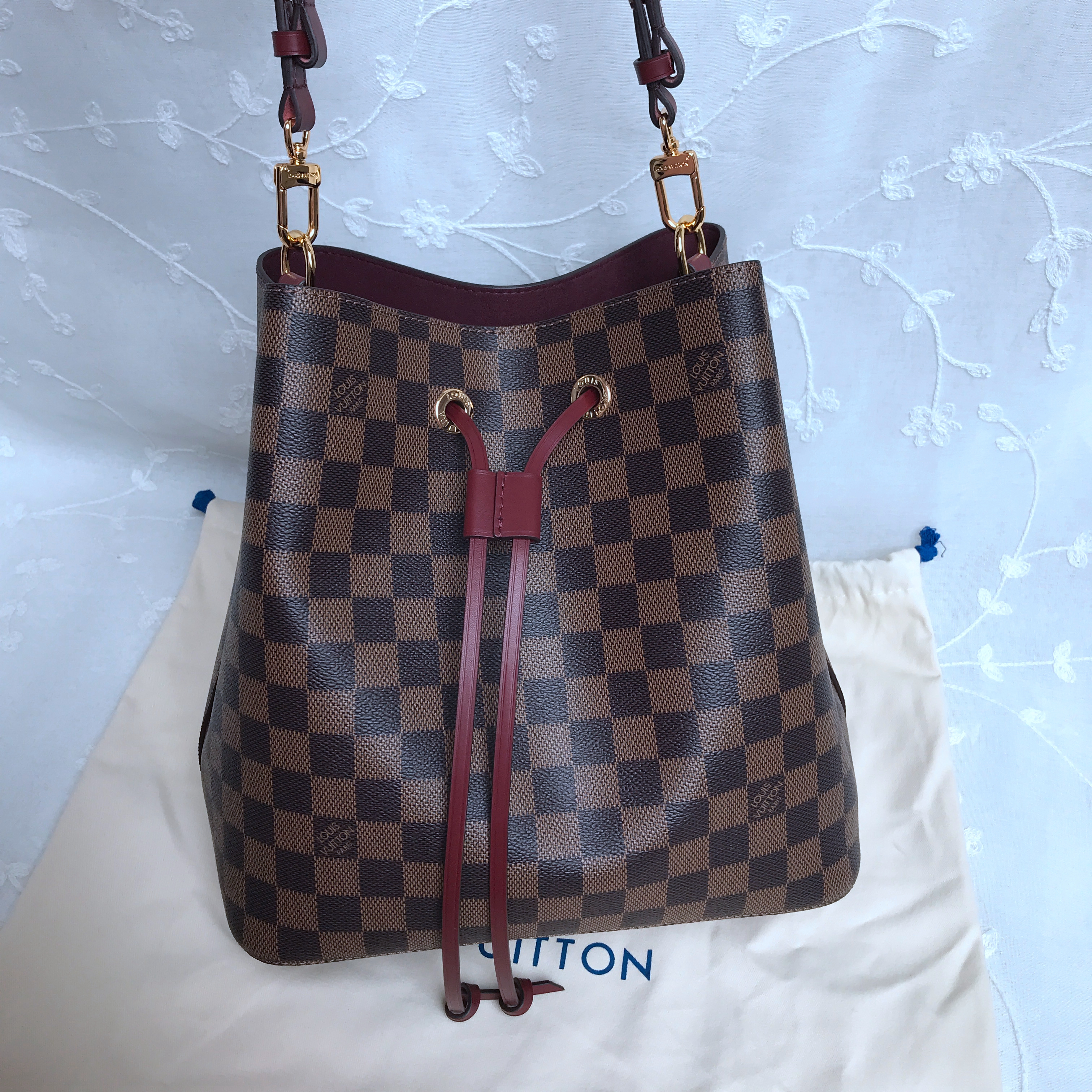 LV NEONOE MM N40214