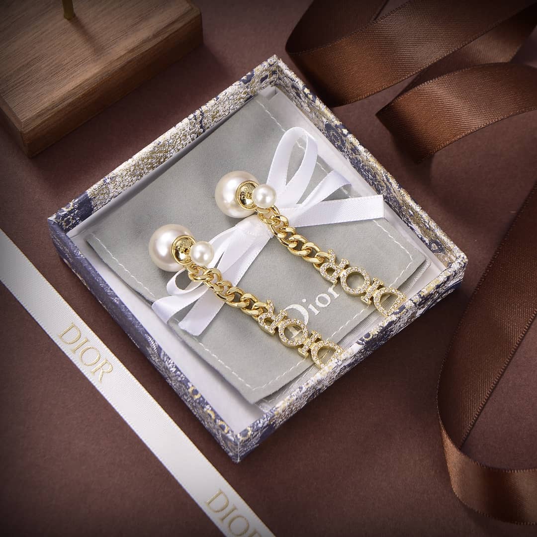 7 Star Dior Earrings