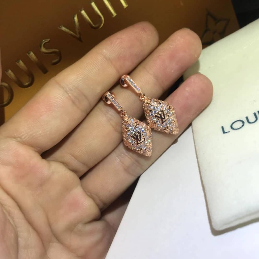 Louis Vuitton Imitation Designer Earrings Wholesale