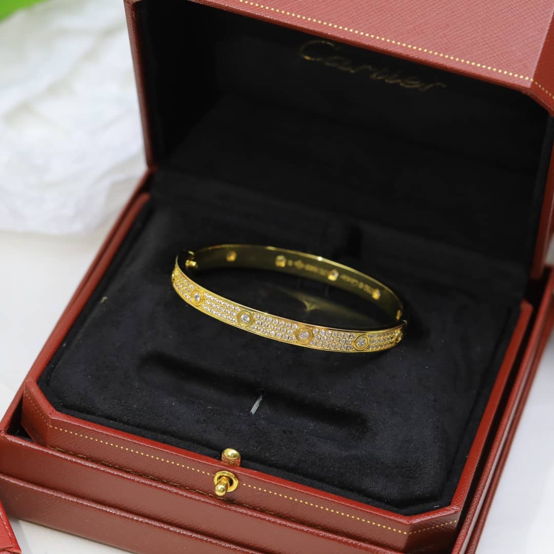 1:1 Cartier Bracelet Online