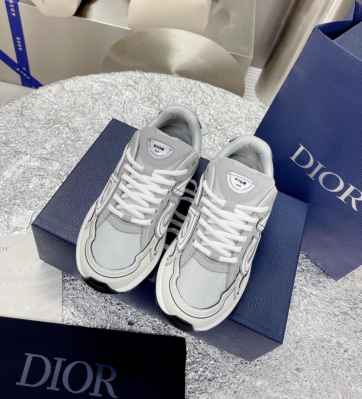Dior shoes321