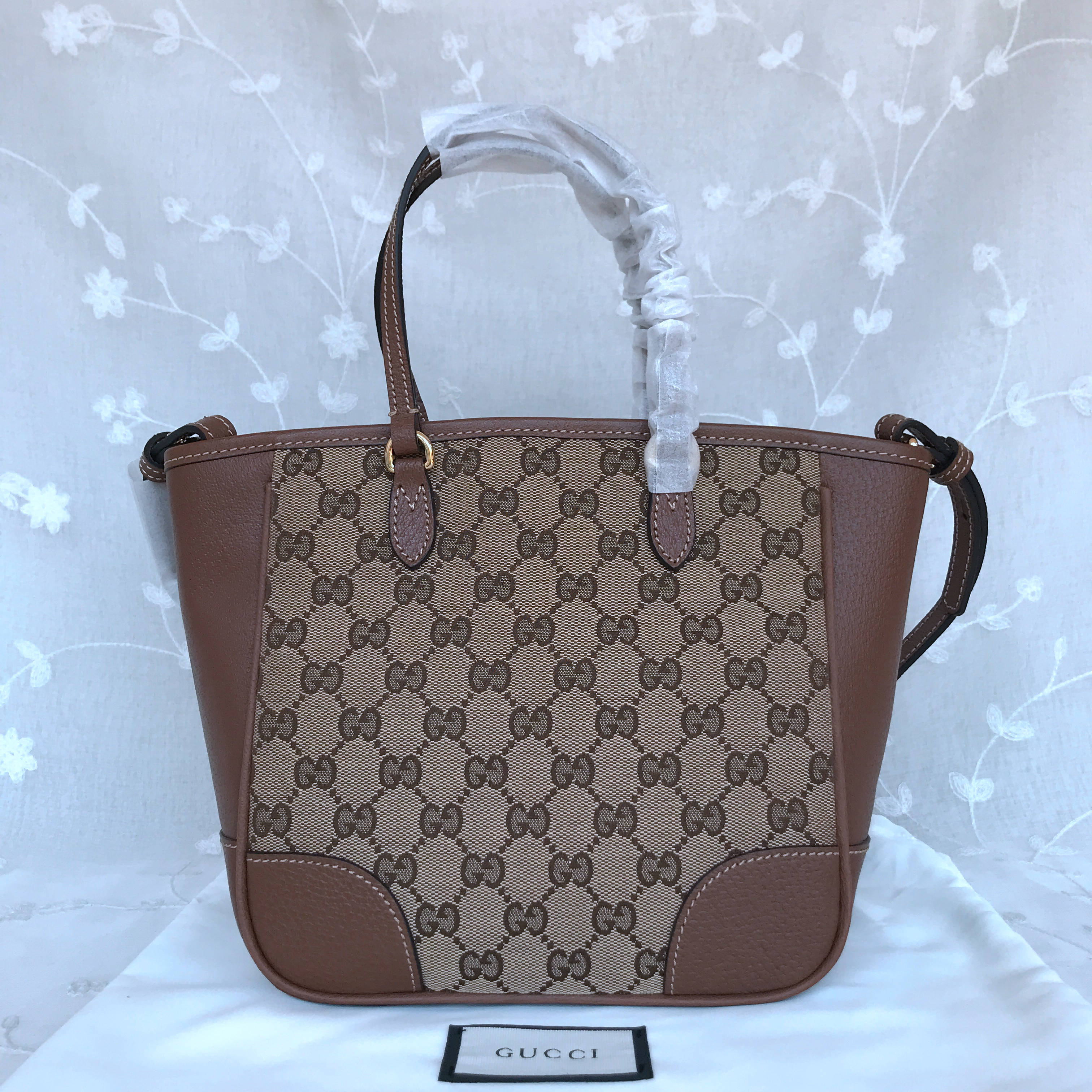 Gucci Handbag 449241