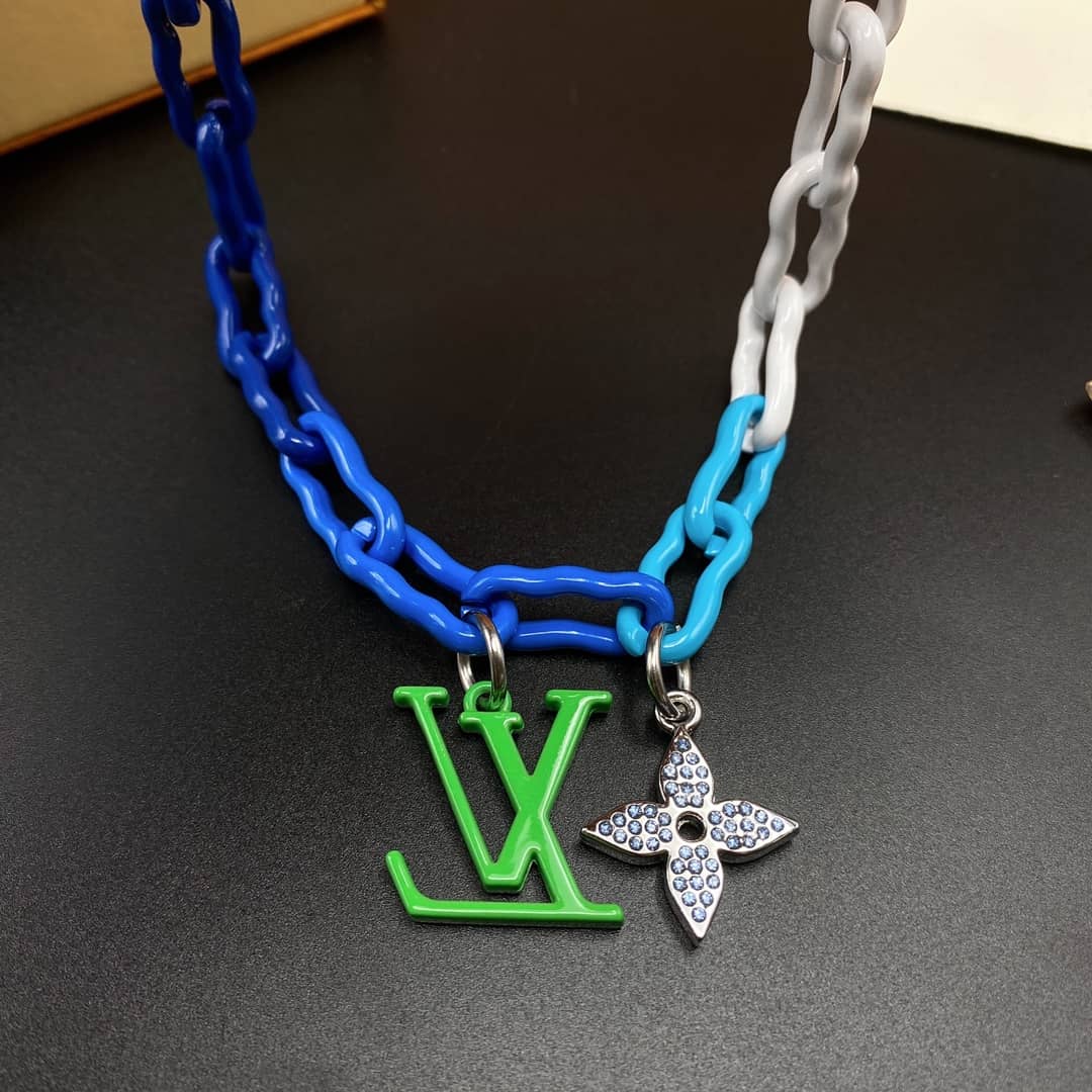 High Quality Louis Vuitton Replica Necklace