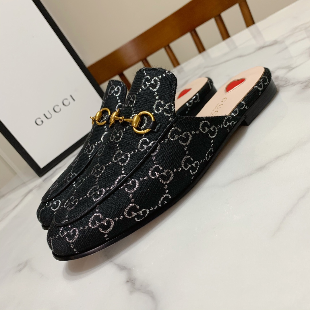 Gucci shoe339