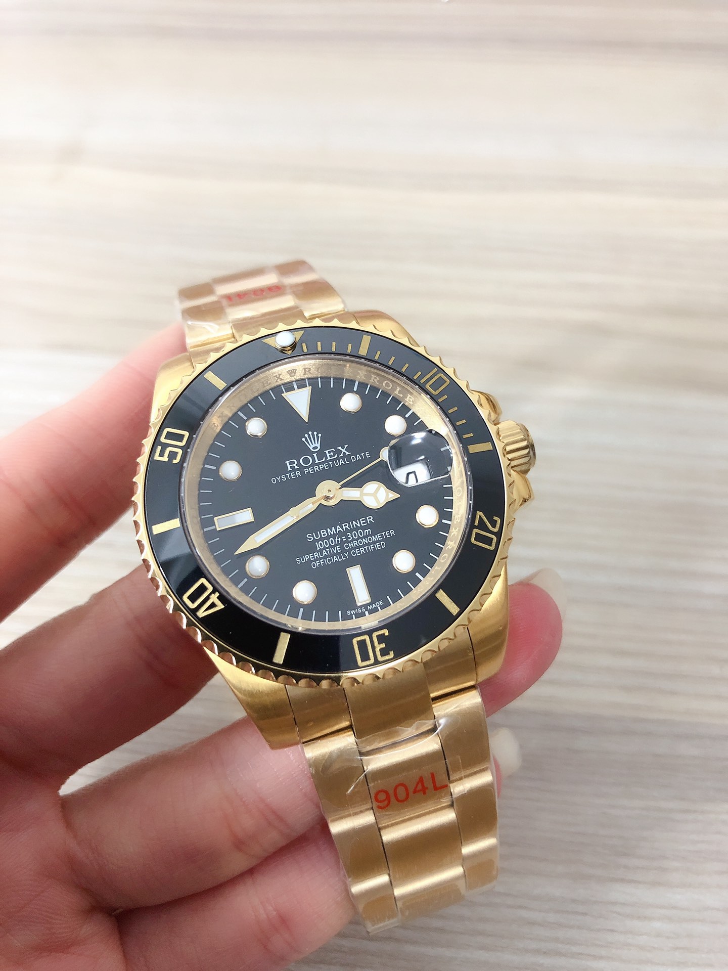 Submariner Date Black Dial Yellow Gold Men's Watch