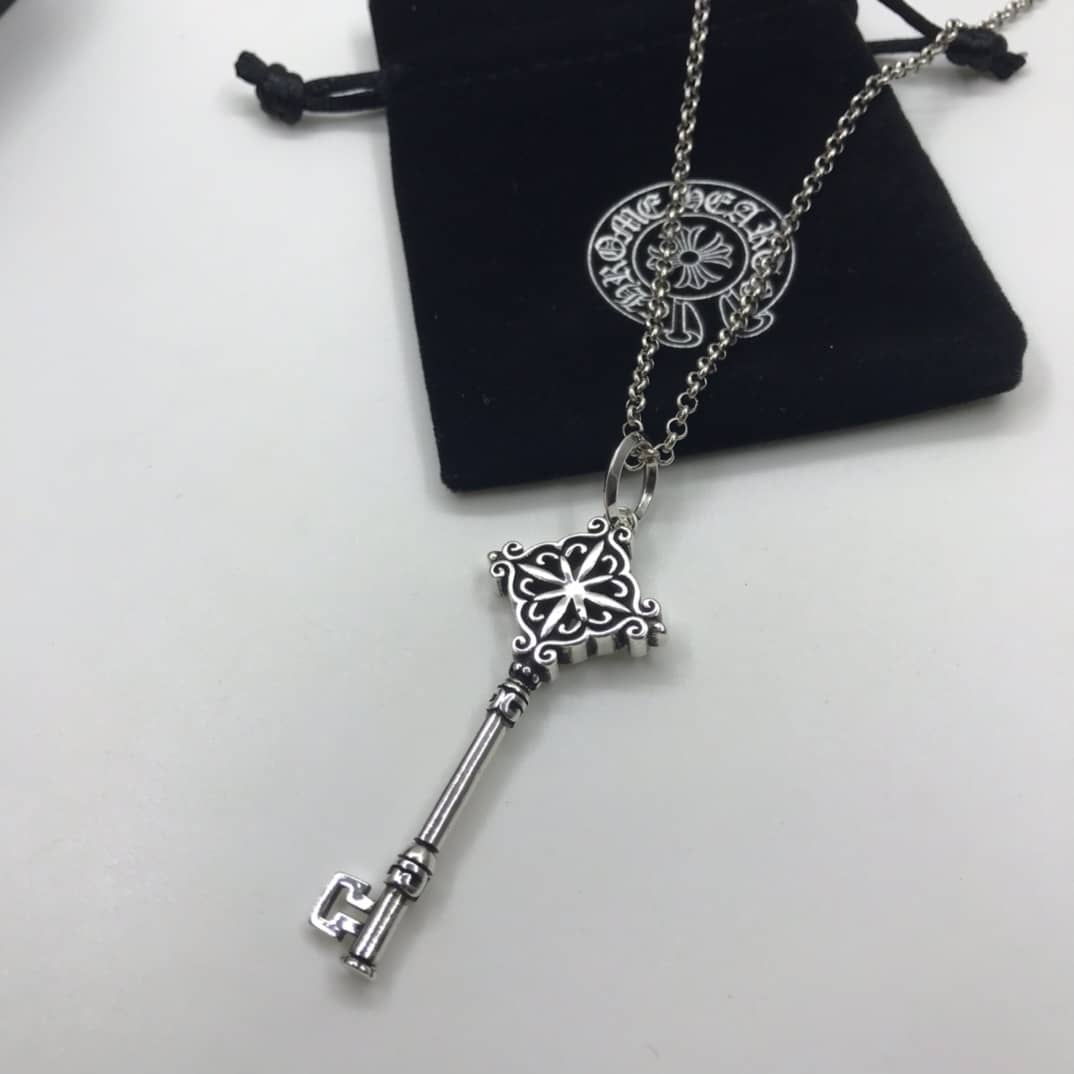 Knockoff Chrome Hearts Logo Necklace