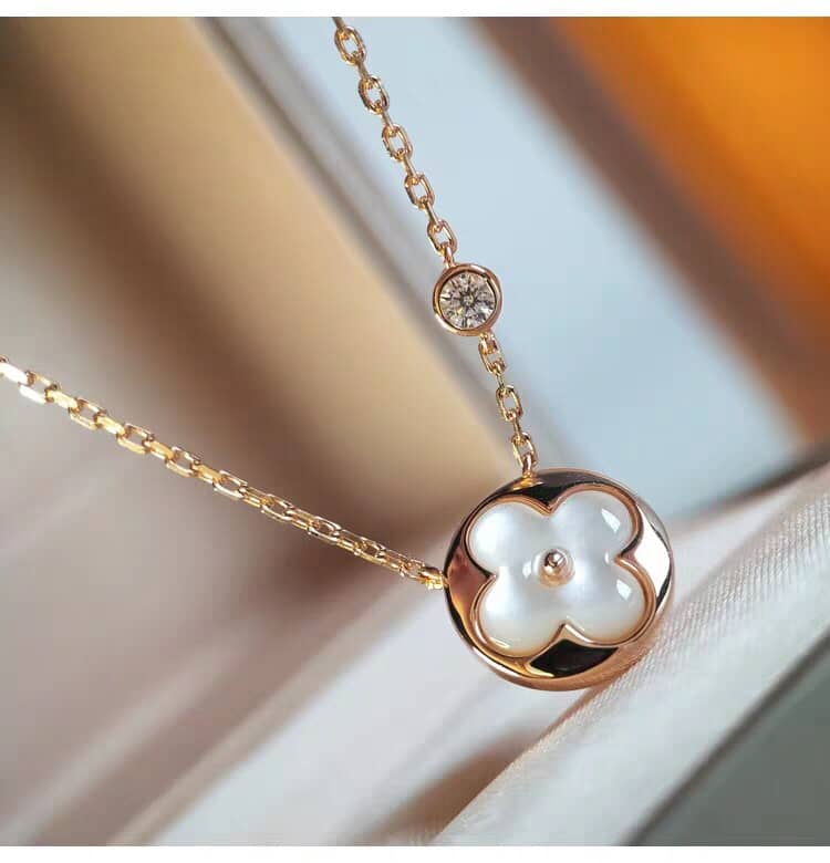 Best Louis Vuitton Classic Necklace