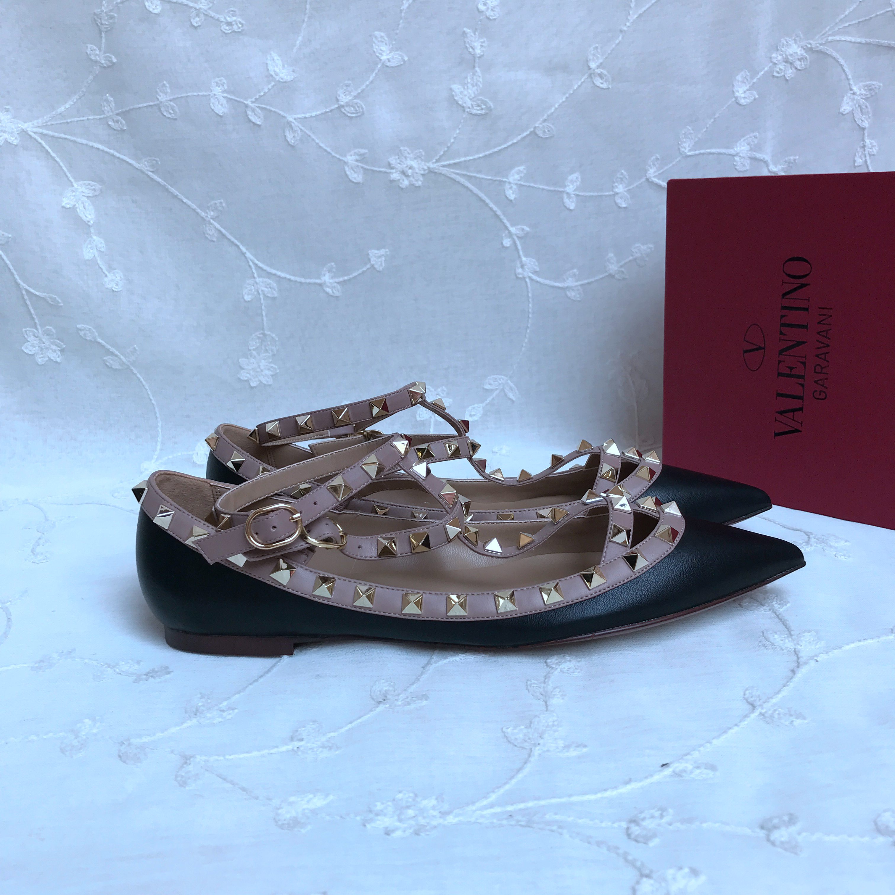 Valentino Classic Flats Shoes 437115